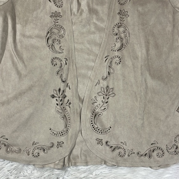 Soft Surroundings Suede Tan Laser Cut Paisley Florentine Ultra Soft Topper - Picture 6 of 13